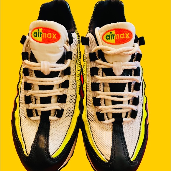 Jordan Air Max Bundle Size 5.5 2 pairs - Picture 9 of 16